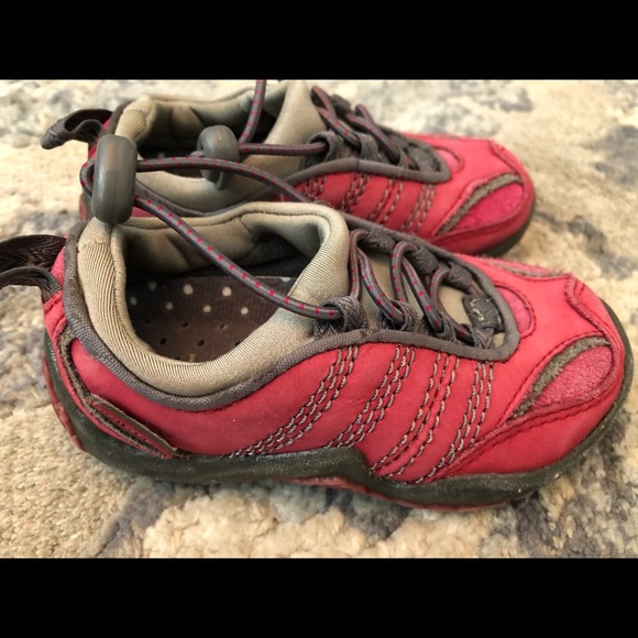 Girls LL Bean Sneakers - Picture 1 of 7
